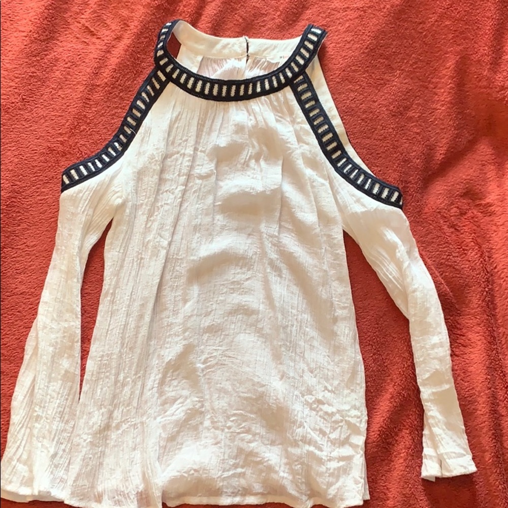 Off the shoulder long sleeve shirt